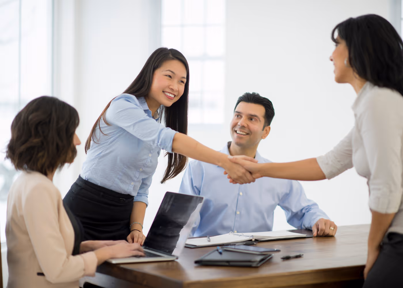External meetings with clients, partners, and vendors, using shared live translation and meeting notes to keep everyone aligned in their own language during and after meetings and events.